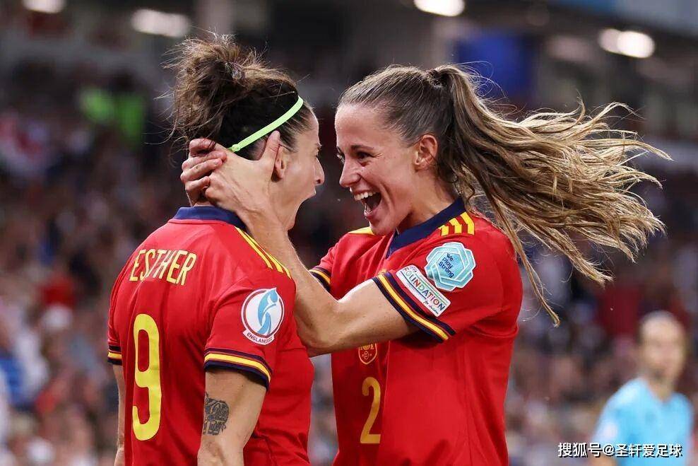 关于英格兰羽毛球队险胜韩国羽毛球队，陶菲克完成帽子戏法的信息