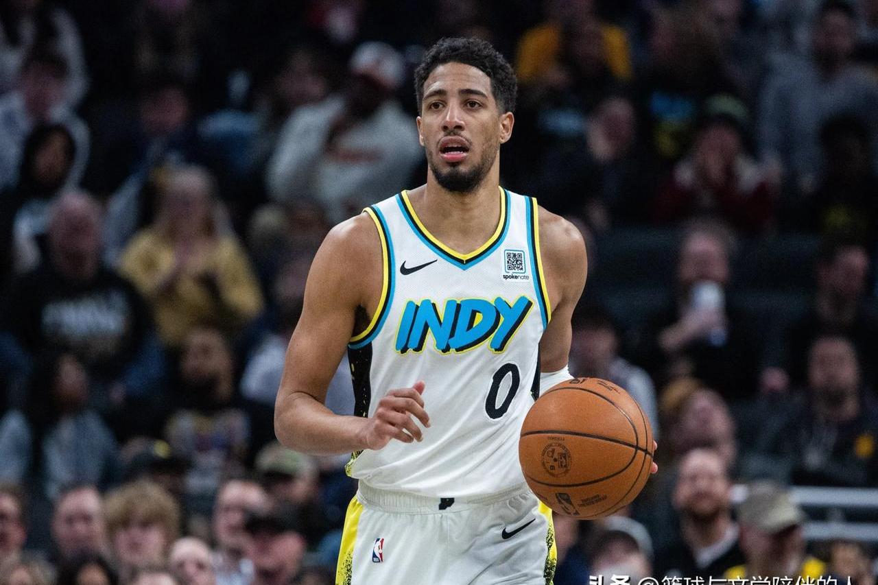 美国男篮完胜马刺，阿德巴约三分雨点燃全场