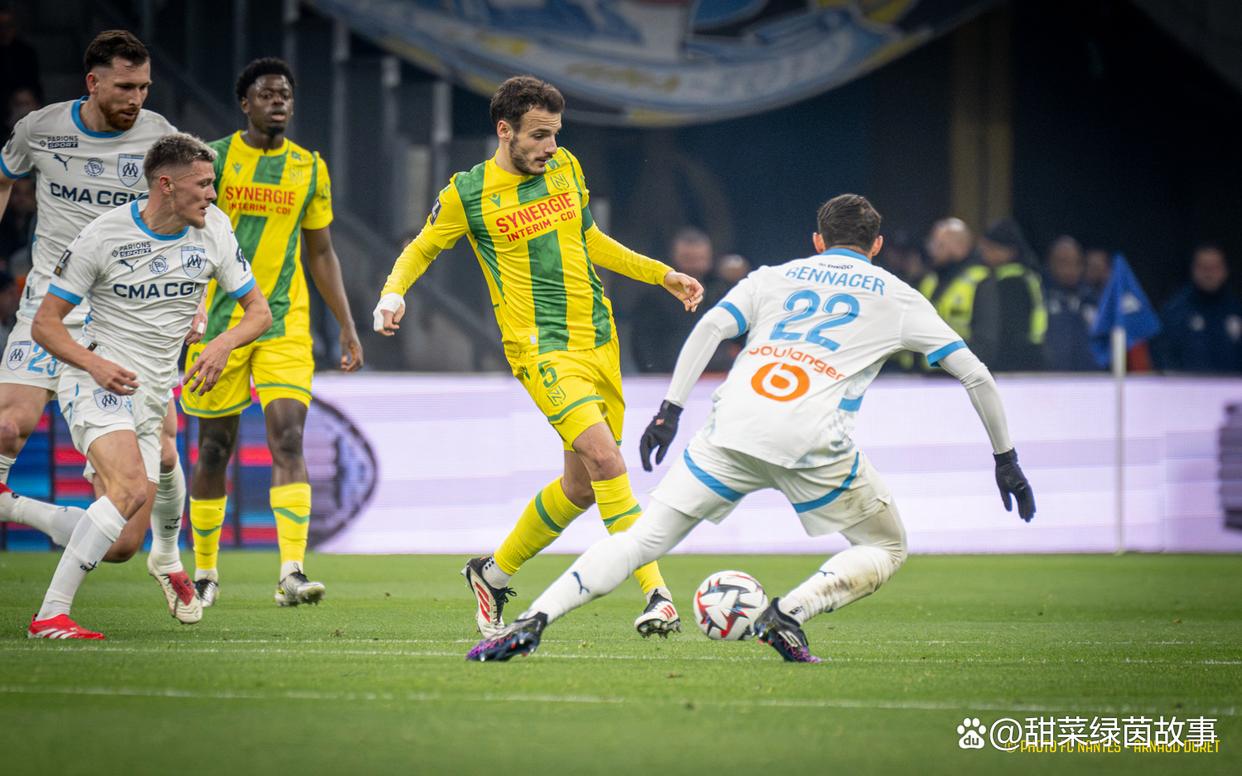 南特客场大胜阿尔勒,豪取三分 南特客场大胜阿尔勒,豪取三分