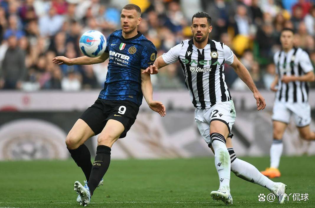 乌迪内斯主场告捷,球队雄心勃发向冠军进发 乌迪内斯主场告捷,球队雄心勃发向冠军进发