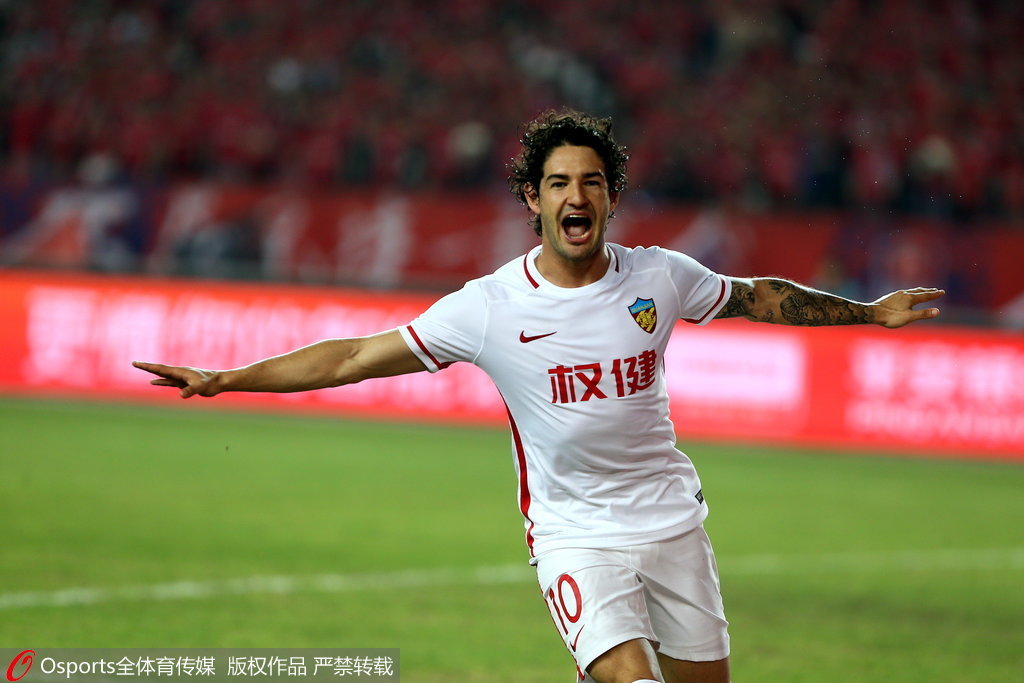 重庆力帆客场战胜深圳熊猫，领先保级的简单介绍