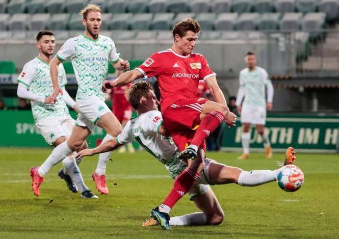 马赛主场击败巴勒莫，美因茨保级形势艰难