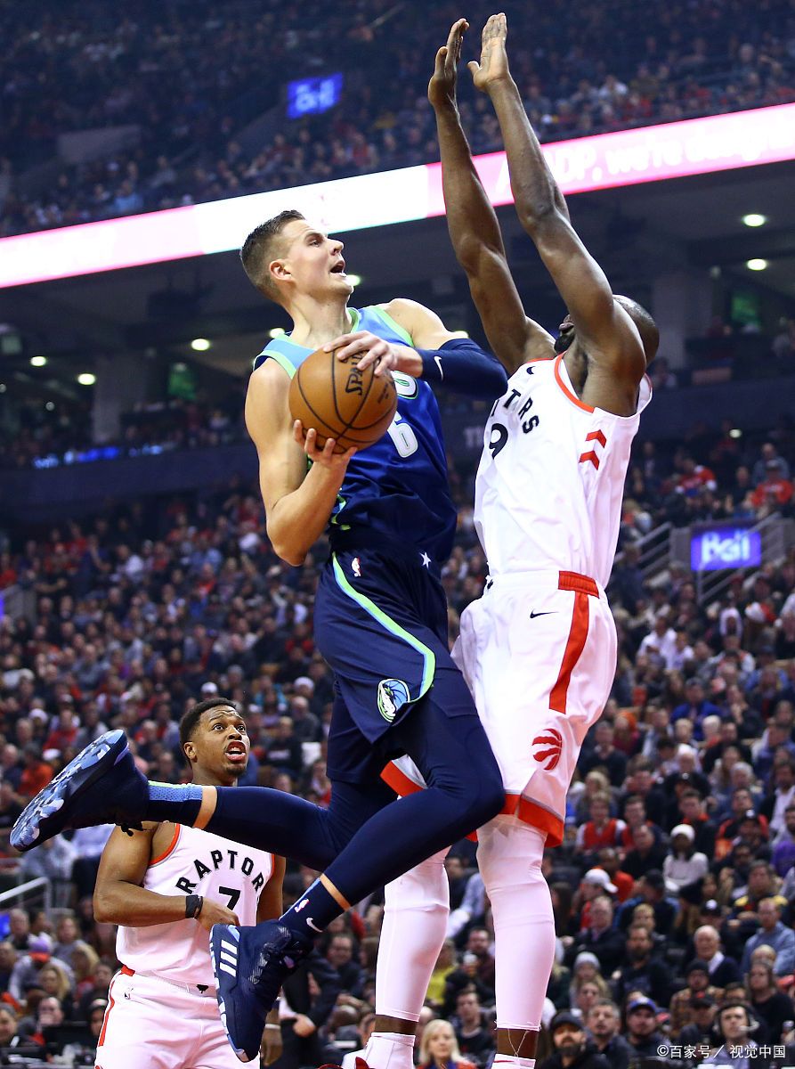 包含猛龙绝杀独行侠，约基奇惊艳四座的词条