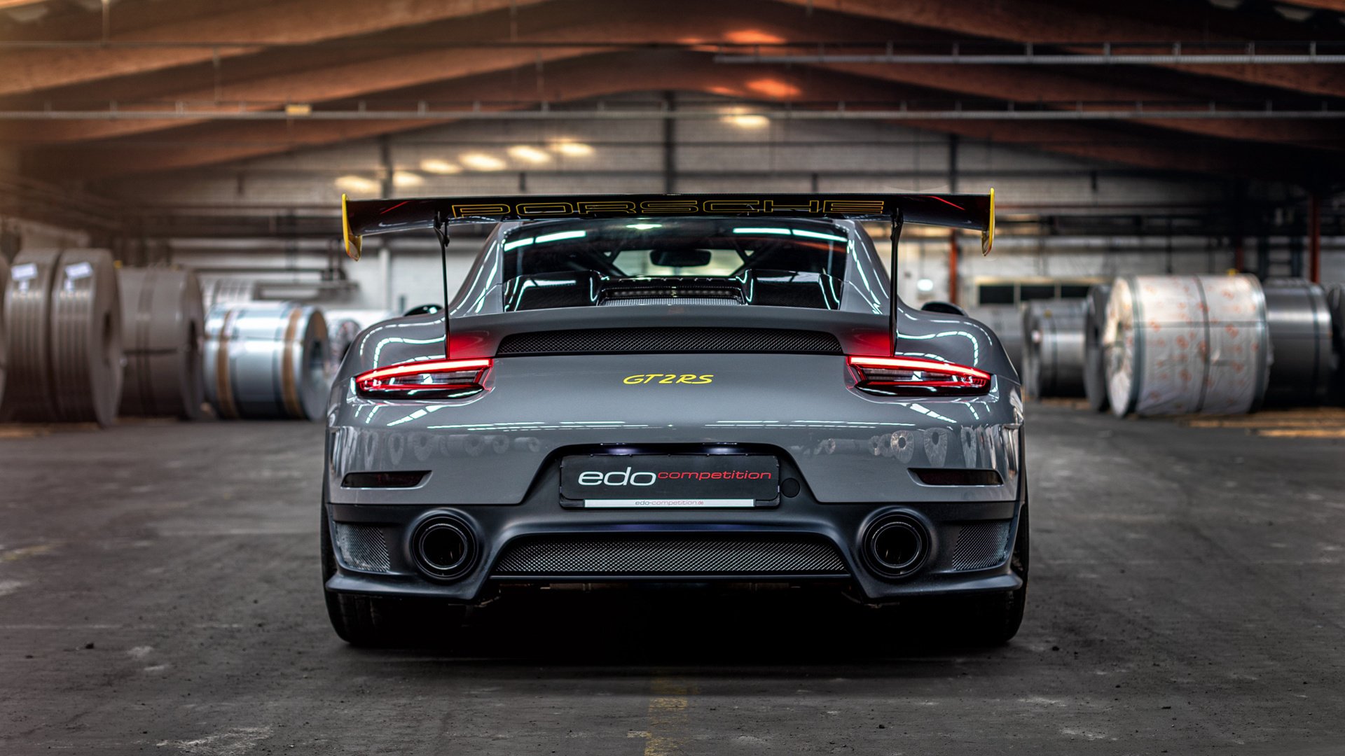 lpl官网-北非风暴掀翻西甲豪门，姆巴佩关键时刻定乾坤，阿尔及利亚足球的崛起宣言