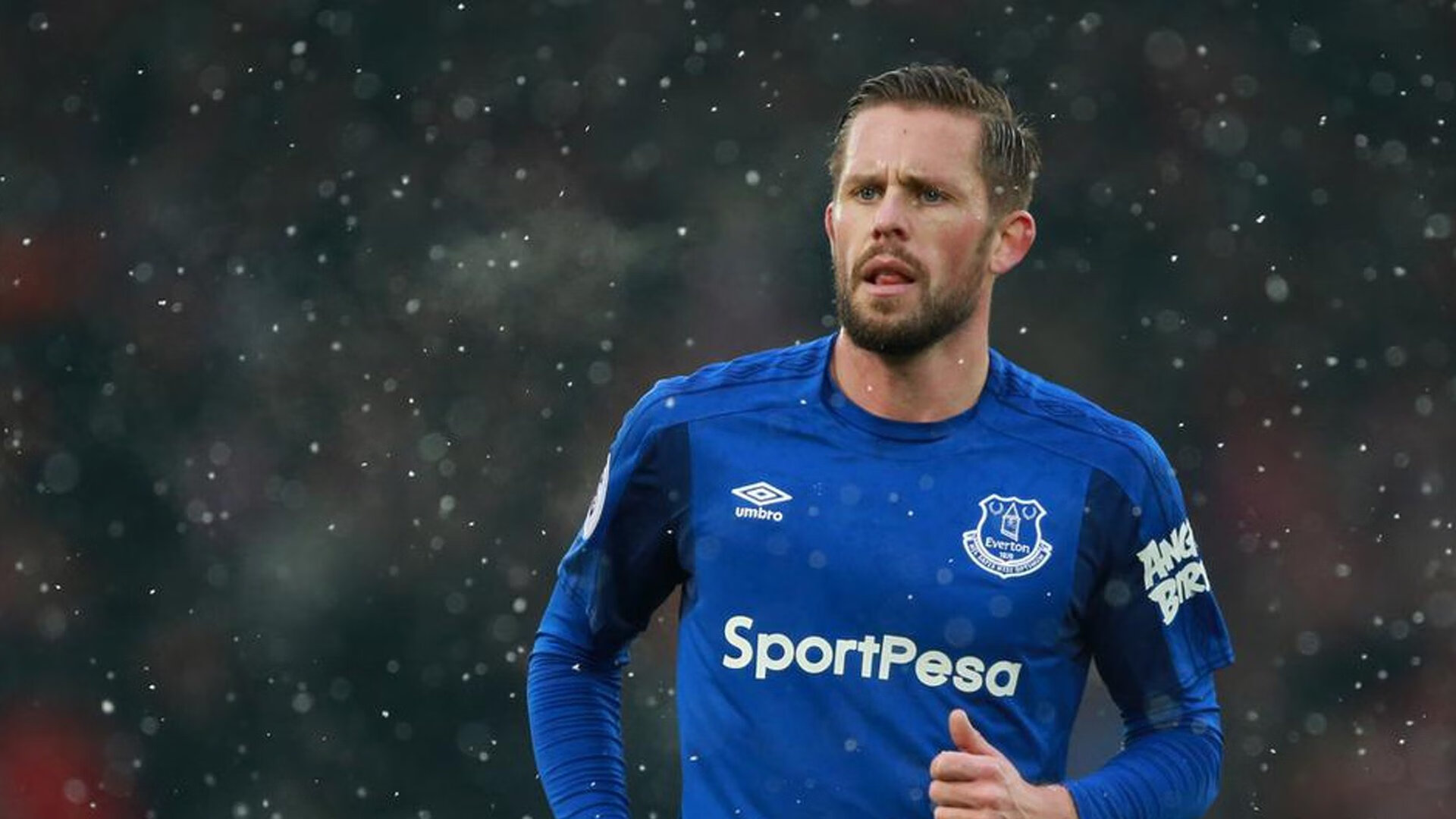 跨界制霸,拉文F1赛场连续得分式接管,诠释勇士般的压制哲学